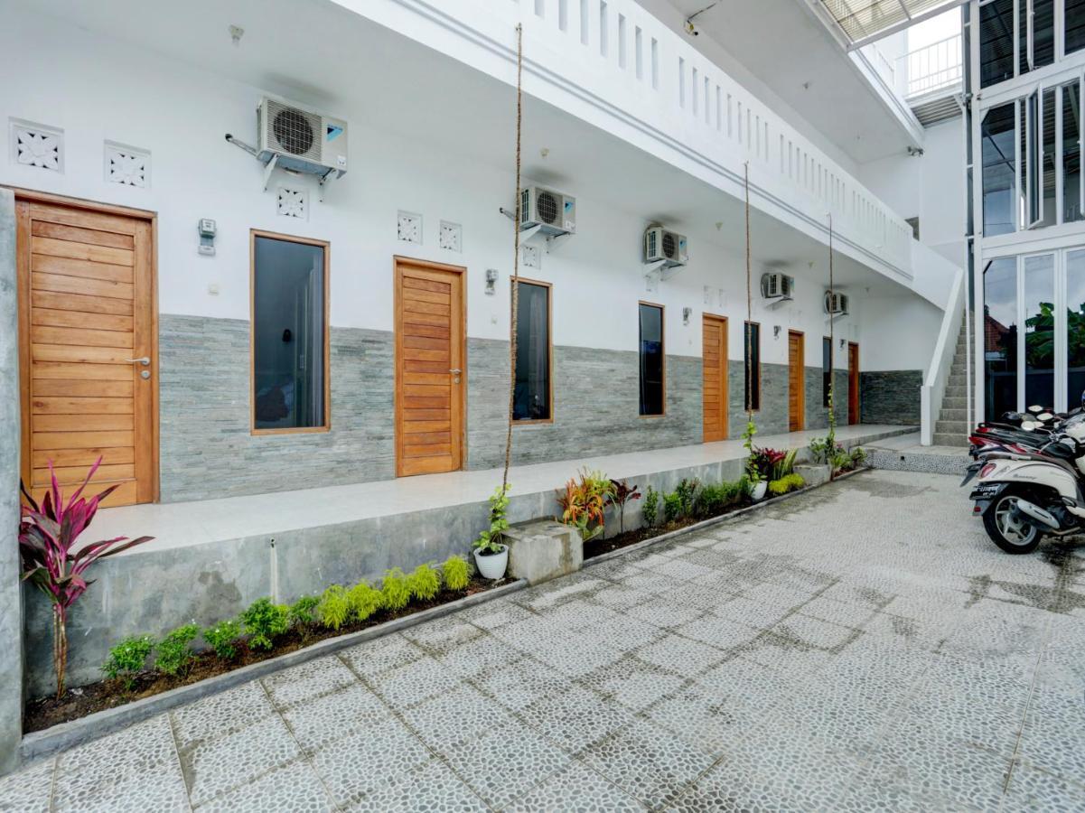 Oyo Flagship 90756 Melasti Hills Room & Cafe Ungasan Екстериор снимка