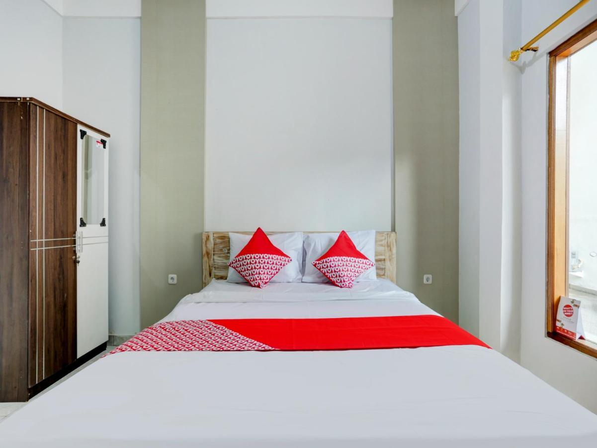 Oyo Flagship 90756 Melasti Hills Room & Cafe Ungasan Екстериор снимка