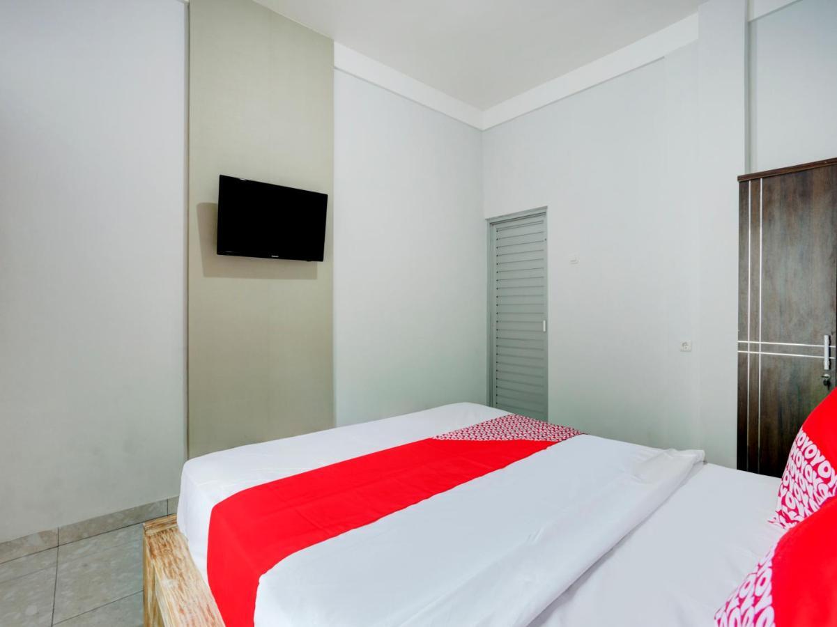 Oyo Flagship 90756 Melasti Hills Room & Cafe Ungasan Екстериор снимка