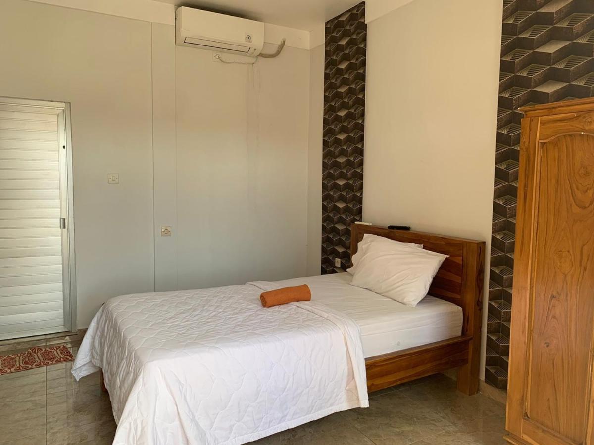 Oyo Flagship 90756 Melasti Hills Room & Cafe Ungasan Екстериор снимка